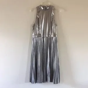 sachin and babi light blue dress What are you wearing to your holiday party? : r/femalefashionadvice main image 0